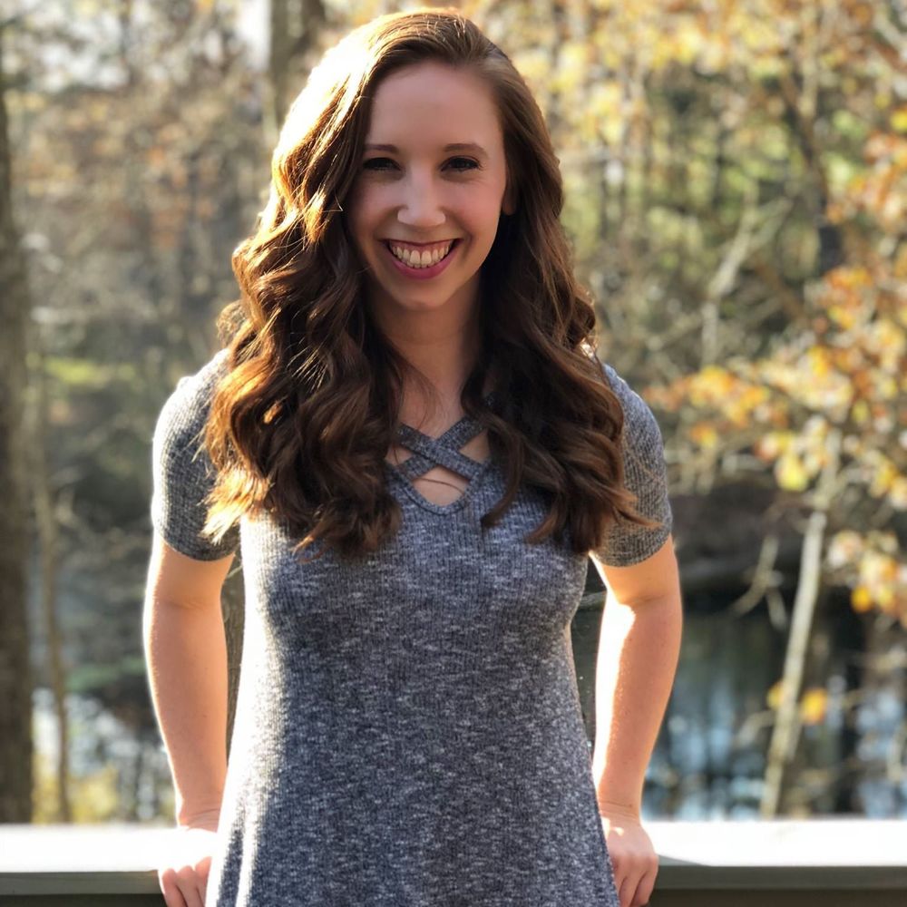 Meet your Posher, Emilia